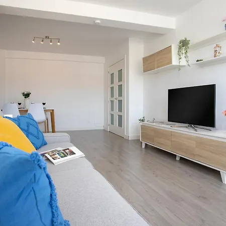 Mrapartment Centre&beach Airport&train Apartment *